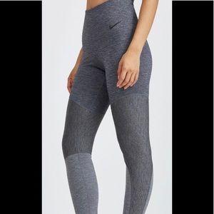 Nike power sculpt leggings